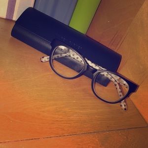 +2.50 glasses & Warby Parker case
